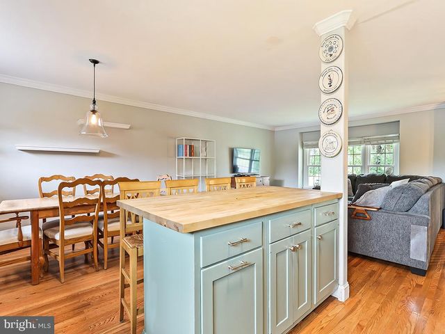 566 DELVALE RD, Yardley, PA 19067