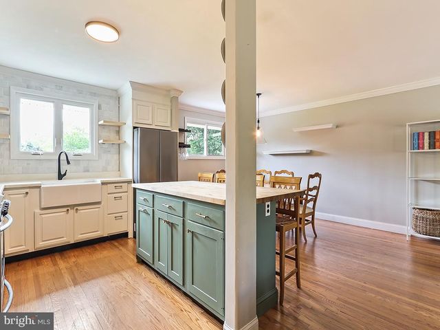 566 DELVALE RD, Yardley, PA 19067