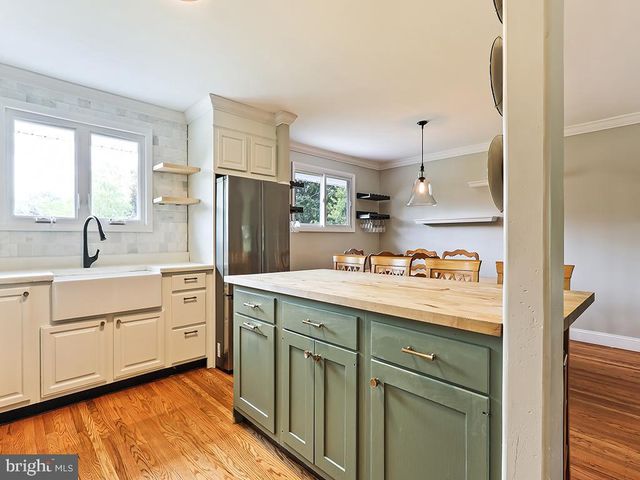 566 DELVALE RD, Yardley, PA 19067
