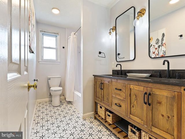 566 DELVALE RD, Yardley, PA 19067