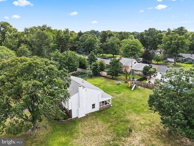 566 DELVALE RD, Yardley, PA 19067