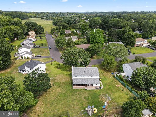 566 DELVALE RD, Yardley, PA 19067