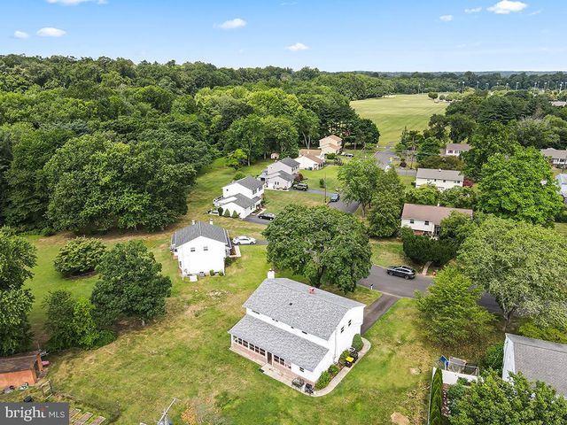 566 DELVALE RD, Yardley, PA 19067