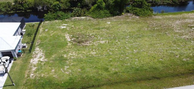 2218 NW 4th Street, Cape Coral, FL 33993