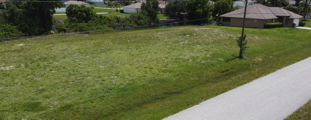 2218 NW 4th Street, Cape Coral, FL 33993