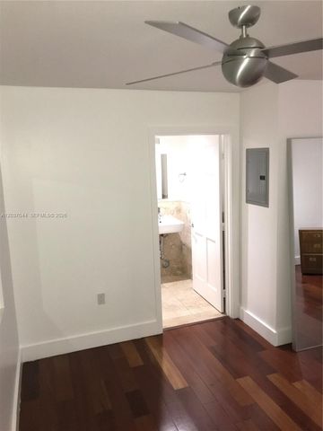 731 6th Street 105E, Miami Beach, FL 33139