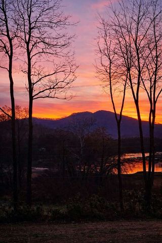 195 Hogsed Road, Hiawassee, GA 30546