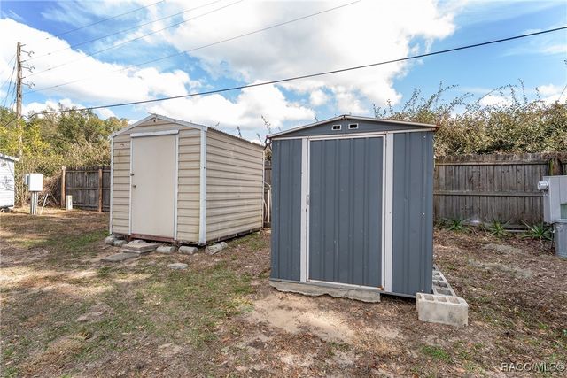 1685 N Arkansas Terrace, Hernando, FL 34442