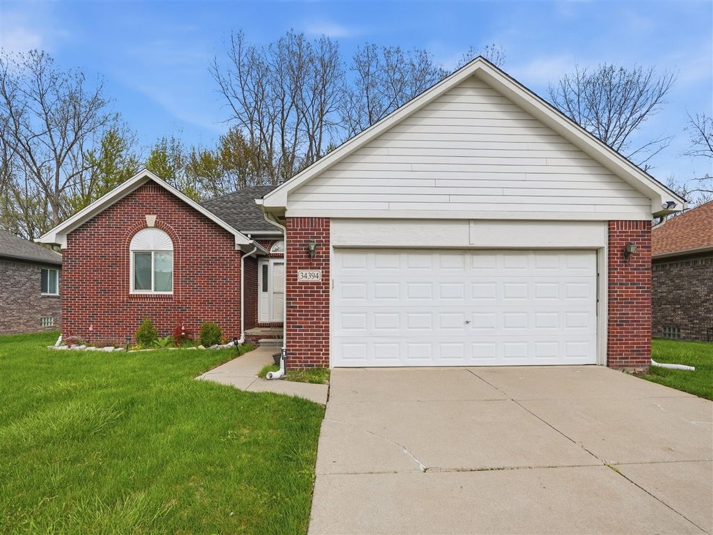 34394 Means Drive, Clinton Township, MI 48035
