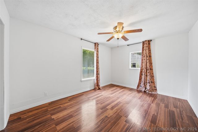 2458 E 60th Street North N, Tulsa, OK 74130