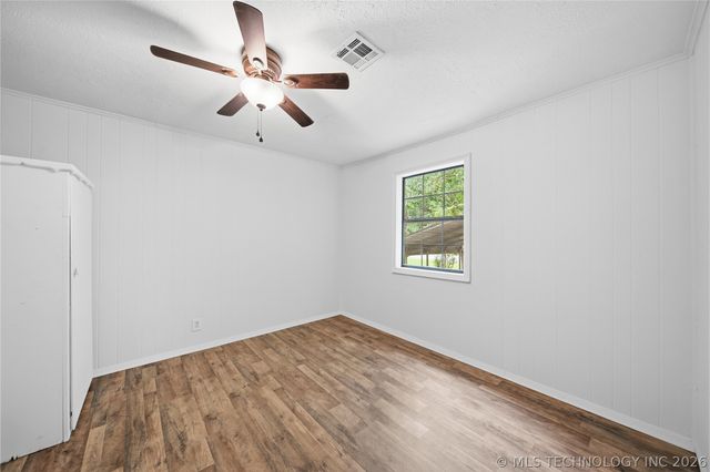 2458 E 60th Street North N, Tulsa, OK 74130