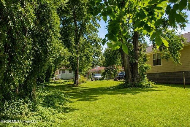 1007 Tucker Avenue, Pascagoula, MS 39567
