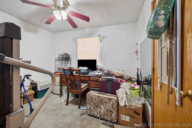 770 NW Seneca, Krebs, OK 74501