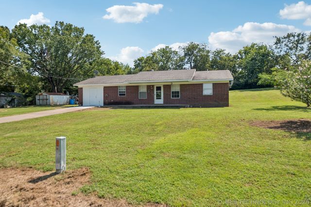 770 NW Seneca, Krebs, OK 74501