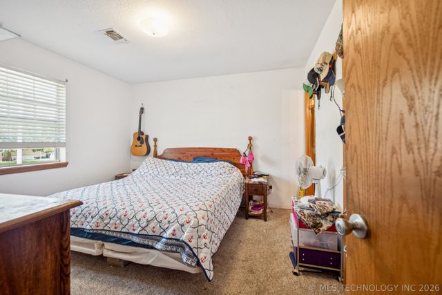 770 NW Seneca, Krebs, OK 74501