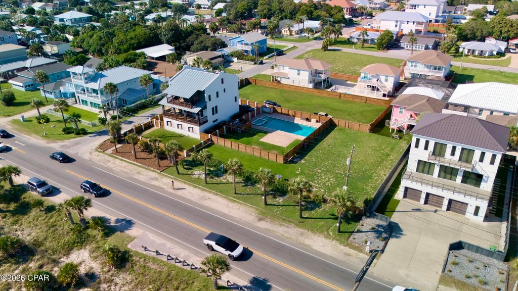 Image 15 of property listing at 13704 Front Beach Road, Panama City Beach, FL 32413
