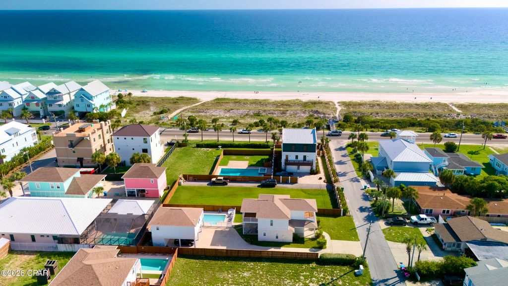 Image 16 of property listing at 13704 Front Beach Road, Panama City Beach, FL 32413