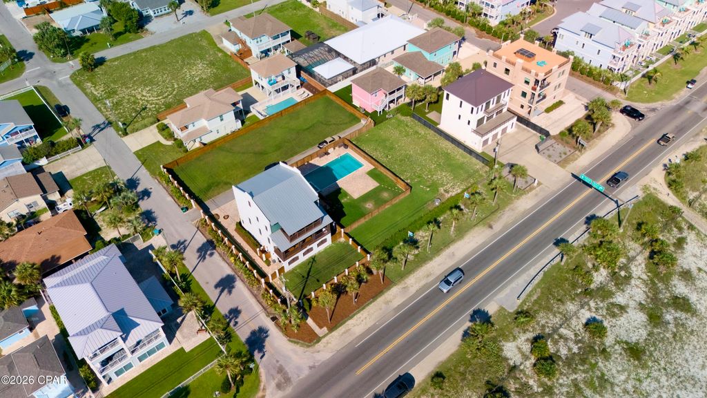 Image 17 of property listing at 13704 Front Beach Road, Panama City Beach, FL 32413