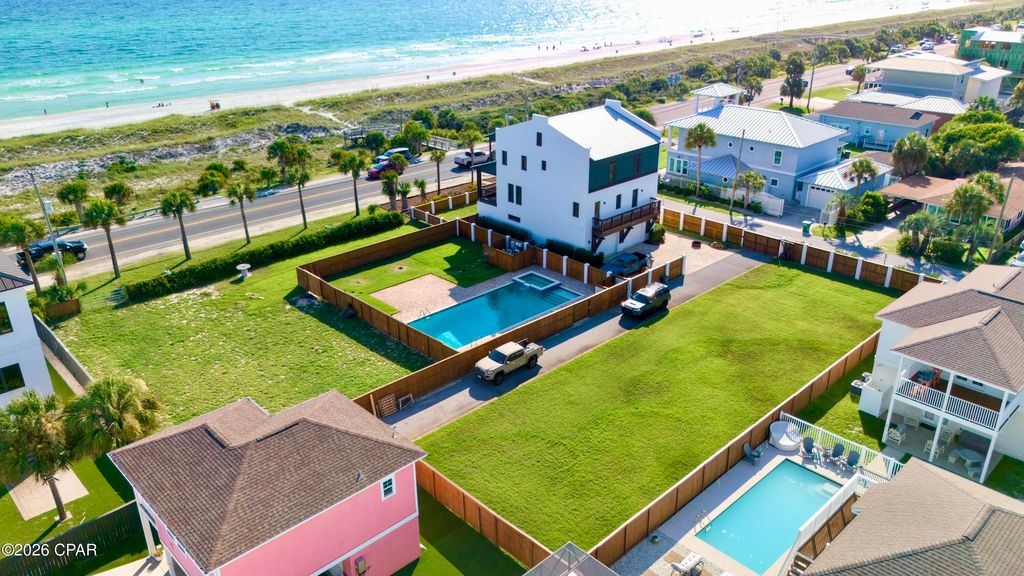 Image 8 of property listing at 13704 Front Beach Road, Panama City Beach, FL 32413
