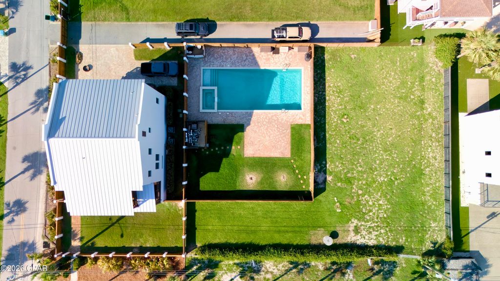 Image 9 of property listing at 13704 Front Beach Road, Panama City Beach, FL 32413