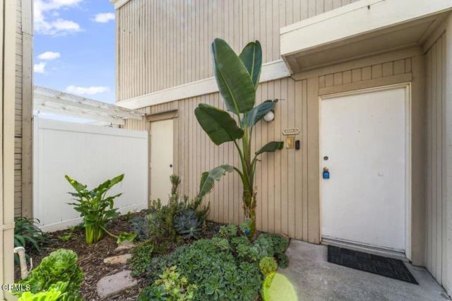 1274 San Simeon 1, Ventura, CA 93003