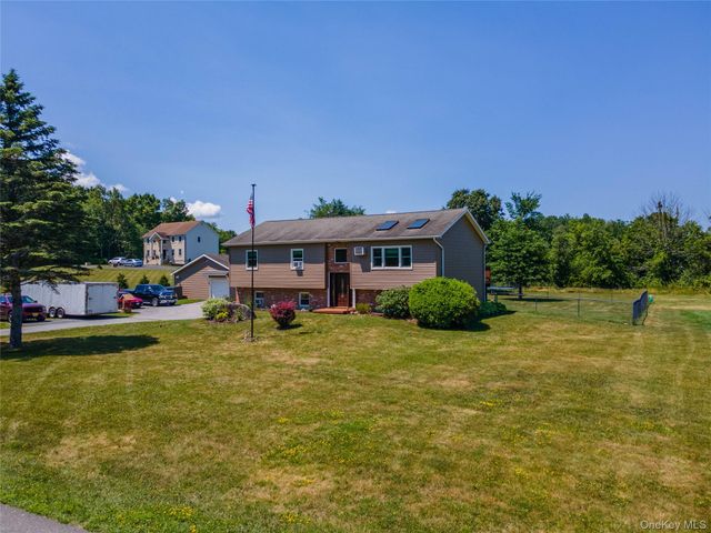 14 Blossom Grove Court, Highland, NY 12528