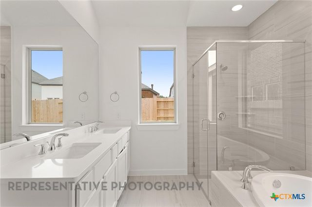 2215 Altiplano, San Antonio, TX 78245