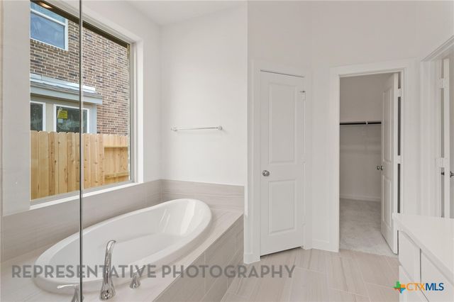 2215 Altiplano, San Antonio, TX 78245