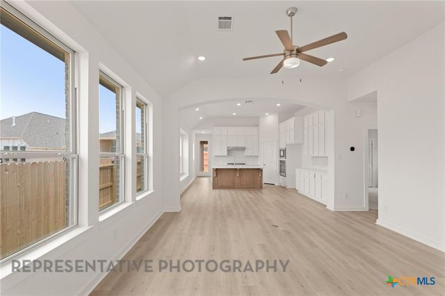 2215 Altiplano, San Antonio, TX 78245