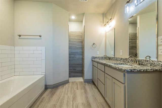 1458 Kelly Farm Road, Edmond, OK 73025