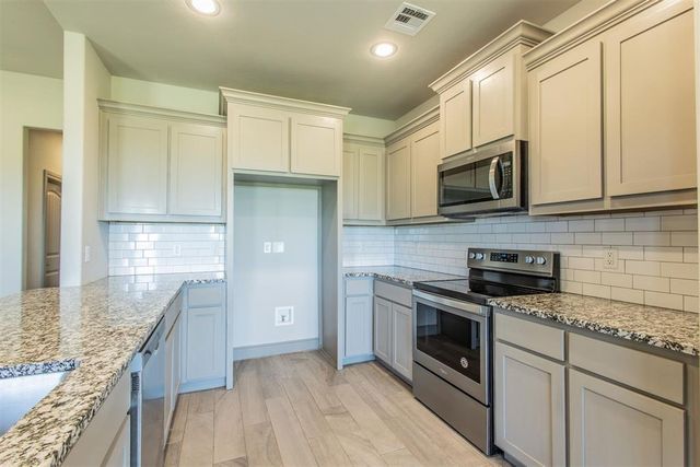 1458 Kelly Farm Road, Edmond, OK 73025