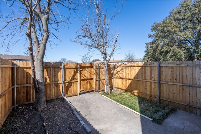 2821 Wimbledon Court, Garland, TX 75041