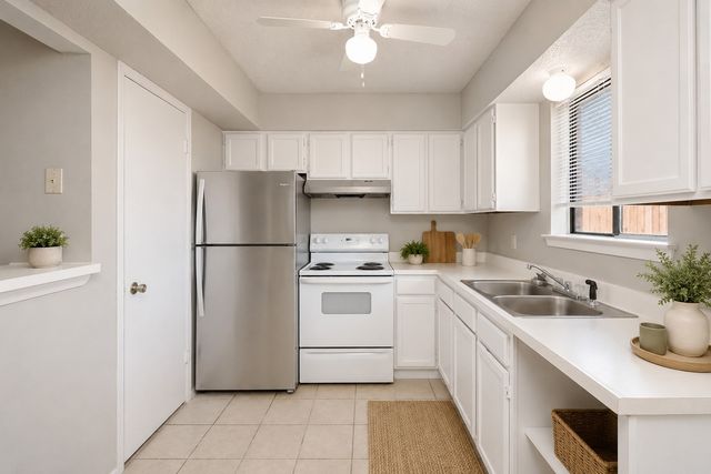 2821 Wimbledon Court, Garland, TX 75041