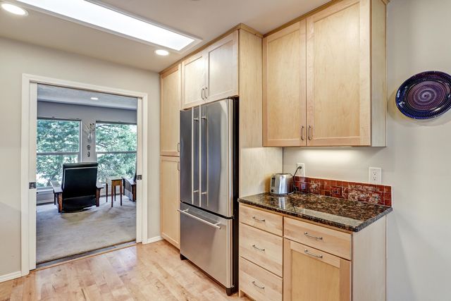 1160 Laurel Loop NE, Albuquerque, NM 87122