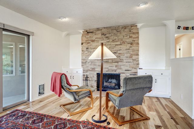 1160 Laurel Loop NE, Albuquerque, NM 87122