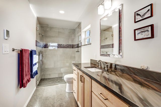 1160 Laurel Loop NE, Albuquerque, NM 87122