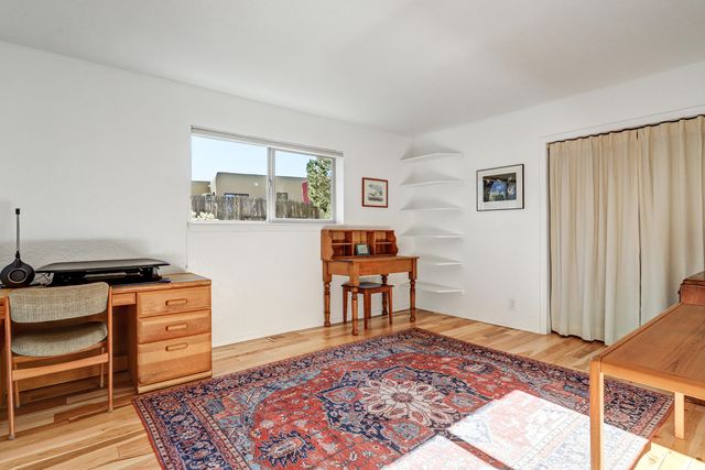 1160 Laurel Loop NE, Albuquerque, NM 87122