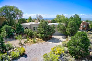 1160 Laurel Loop NE, Albuquerque, NM 87122