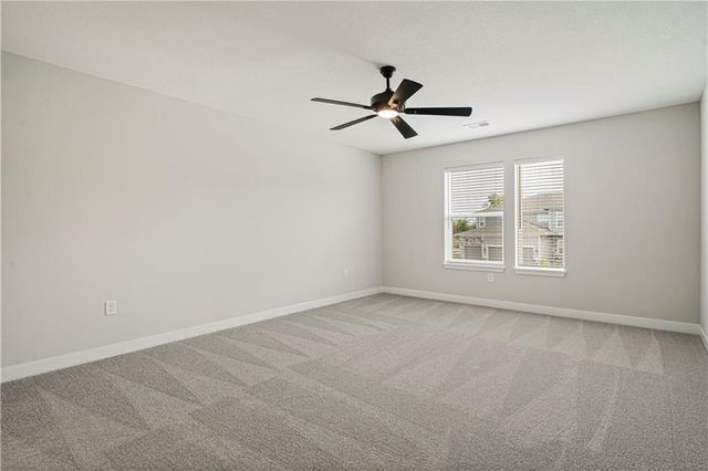 354 SW Chavis Drive, Blue Springs, MO 64064