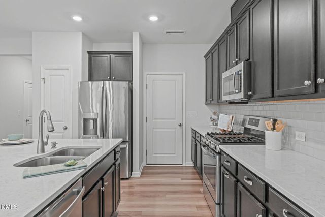 115 Hunston Drive, Holly Springs, NC 27540