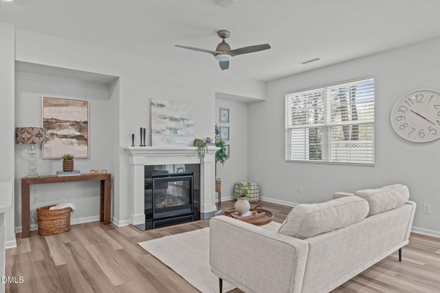 115 Hunston Drive, Holly Springs, NC 27540