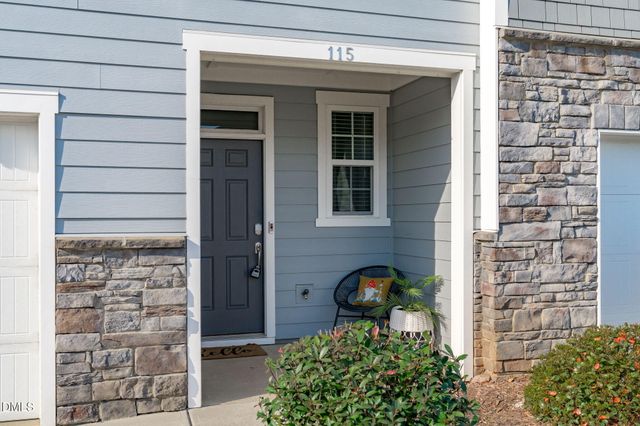 115 Hunston Drive, Holly Springs, NC 27540