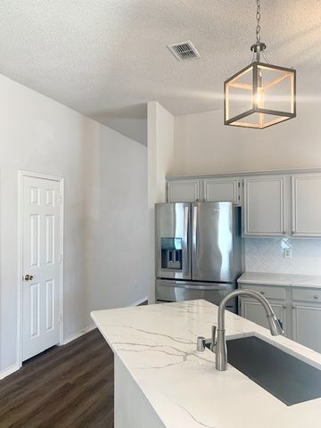 3912 Rushden Court, Plano, TX 75025