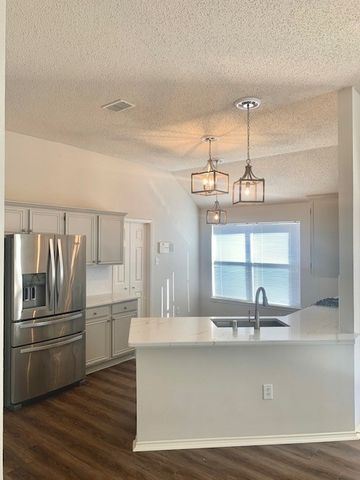 3912 Rushden Court, Plano, TX 75025