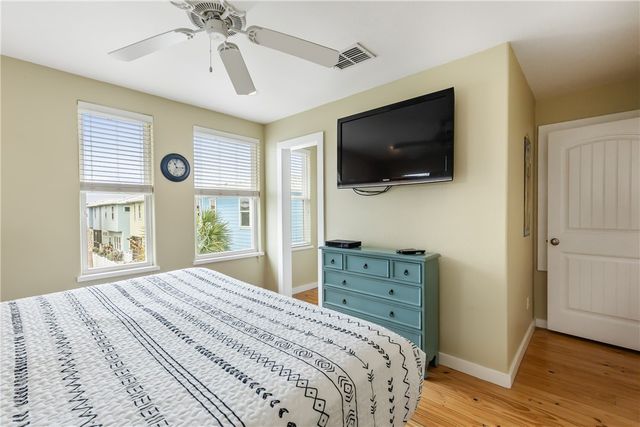 301 E Avenue C, Port Aransas, TX 78373