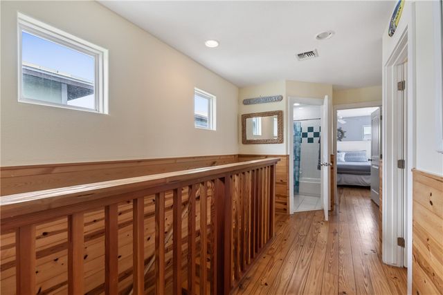 301 E Avenue C, Port Aransas, TX 78373