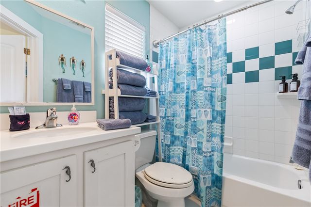 301 E Avenue C, Port Aransas, TX 78373