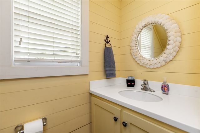 301 E Avenue C, Port Aransas, TX 78373