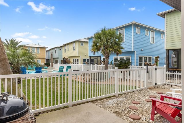 301 E Avenue C, Port Aransas, TX 78373