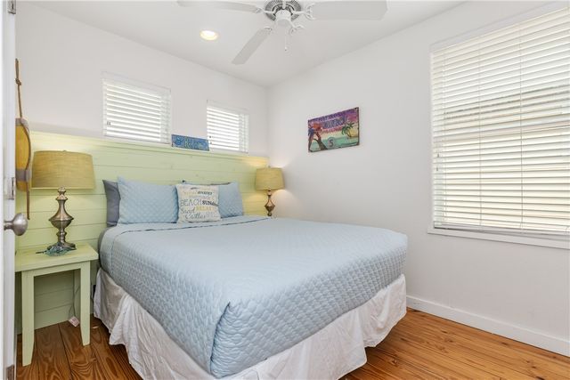 301 E Avenue C, Port Aransas, TX 78373